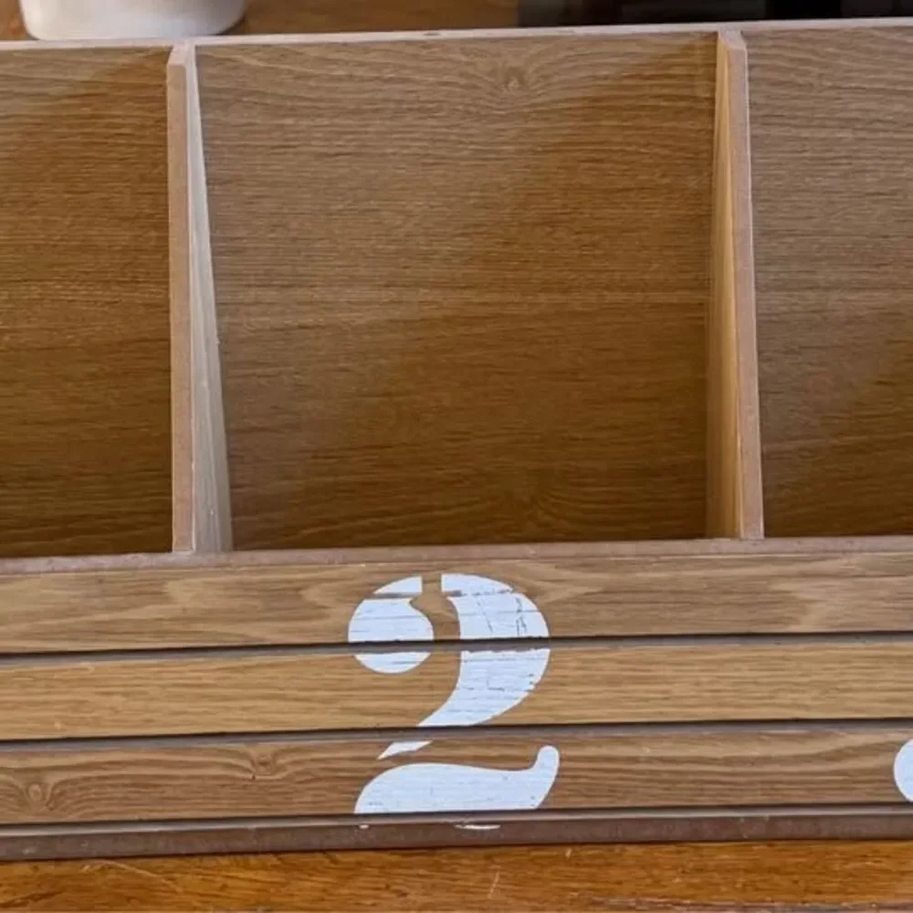 Wooden 3-Compartment Numbered Desk Organizer 20